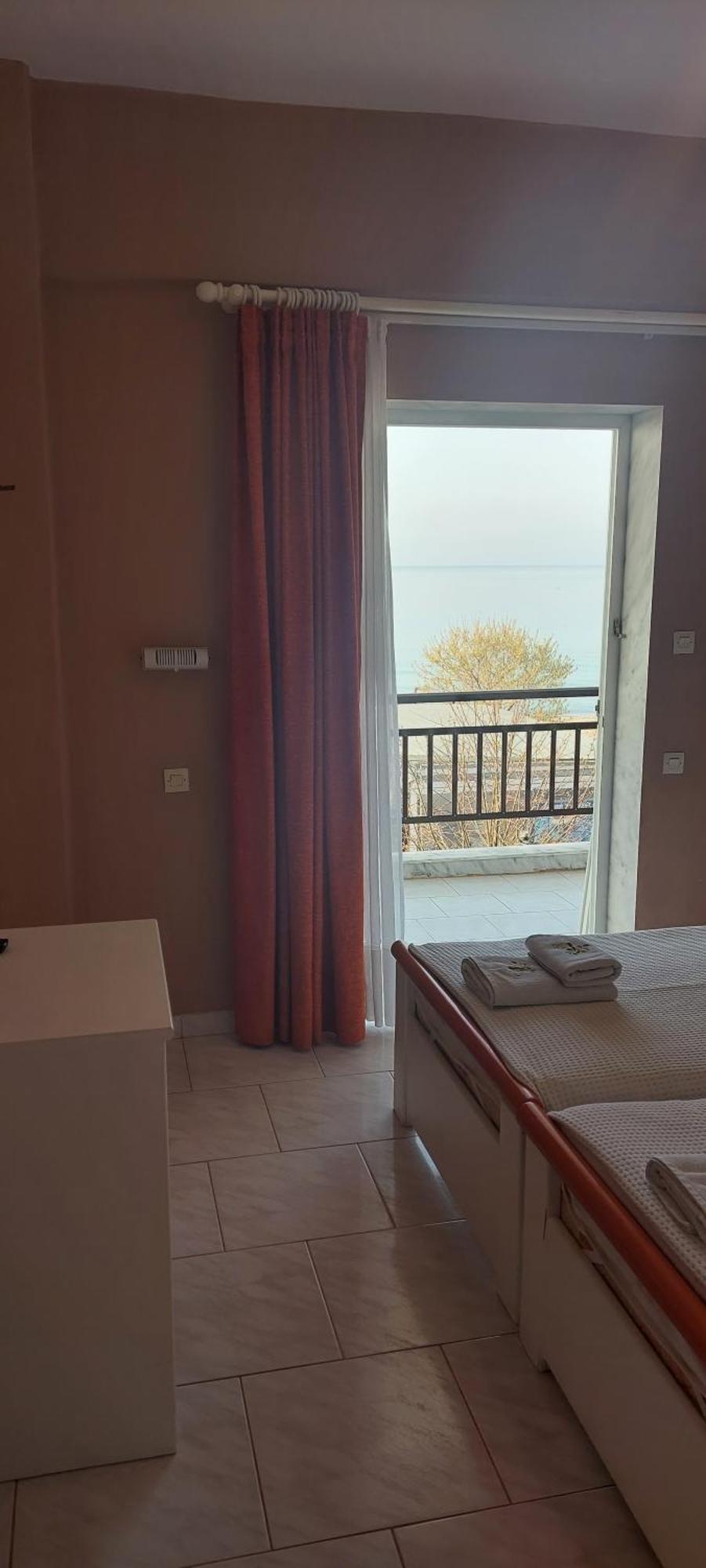 Seaside Studios Paralia Dionysiou Quarto foto